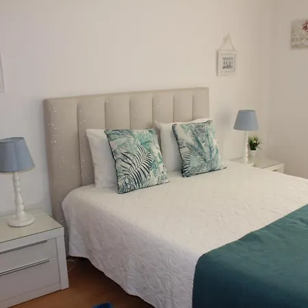 Casa Carvalho Laranjo * ナザレ