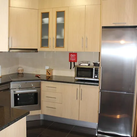 Casa Carvalho Laranjo * נאזרה